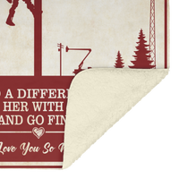 To_My_Amazing_Mom_Blanket_-_Lineman_-_Fr_V_Blanket_Sherpa_Mockup.png