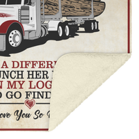 To_My_Amazing_Mom_Blanket_-_Peterbilt_Lo_V_Blanket_Sherpa_Mockup.png_15535254